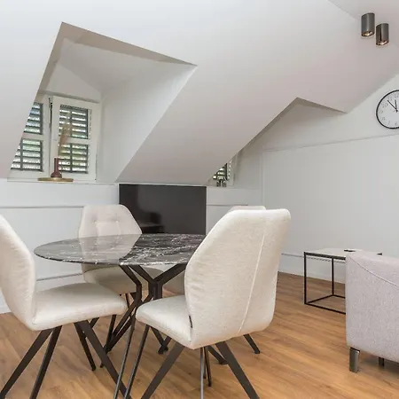 Palace Heritage Apartments Apartment Makarska